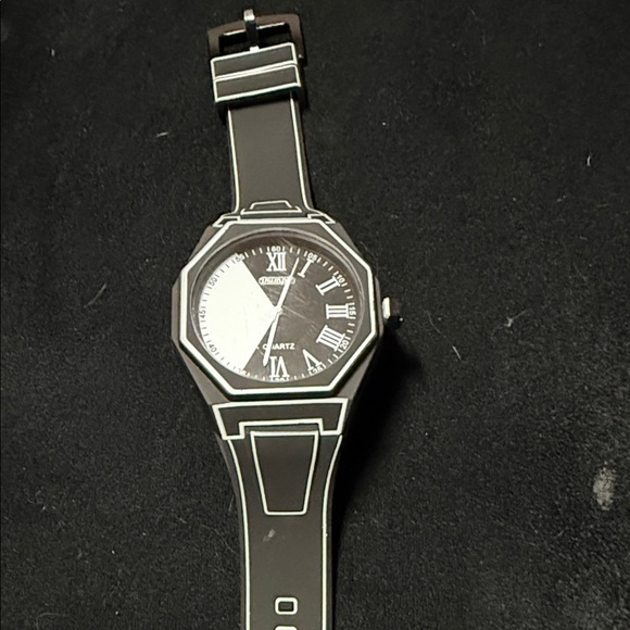 Black and White Futuristic Cyberpunk Watch - NEW - Picture 1 of 4